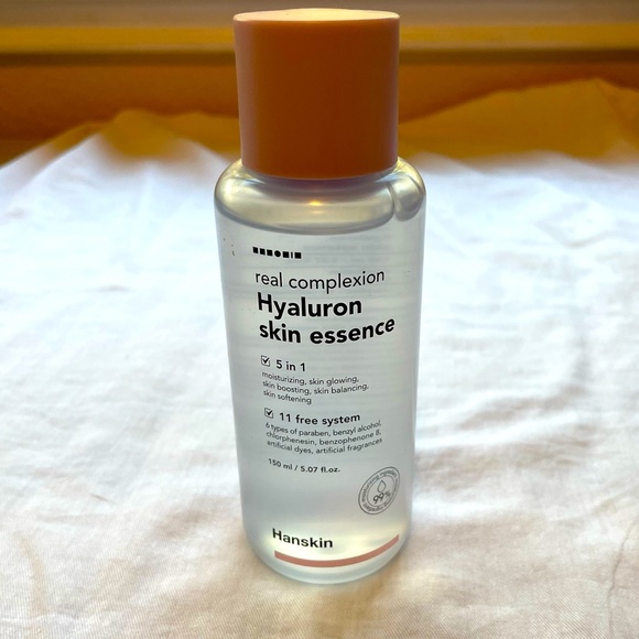 Hanskin Hyaluron Skin Essence 150ml - Picture 3 of 5